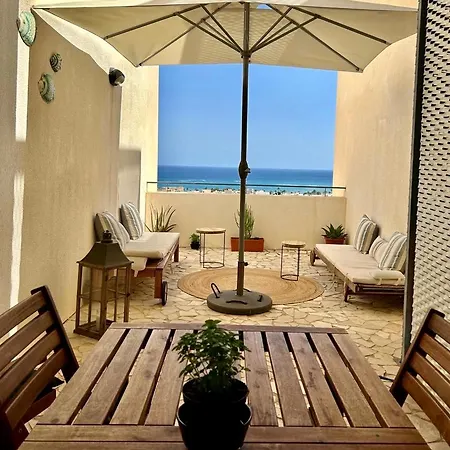 - Holidays Time Apartment *